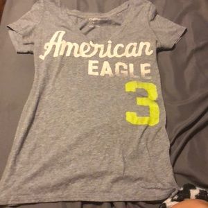 American eagle v neck